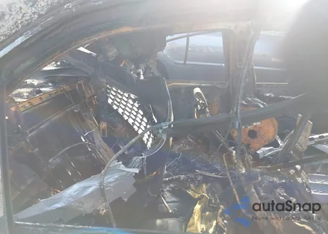 2003 Acura Rl 3.5 z USA, uszkodzony, nr VIN JH4KA96583C001881